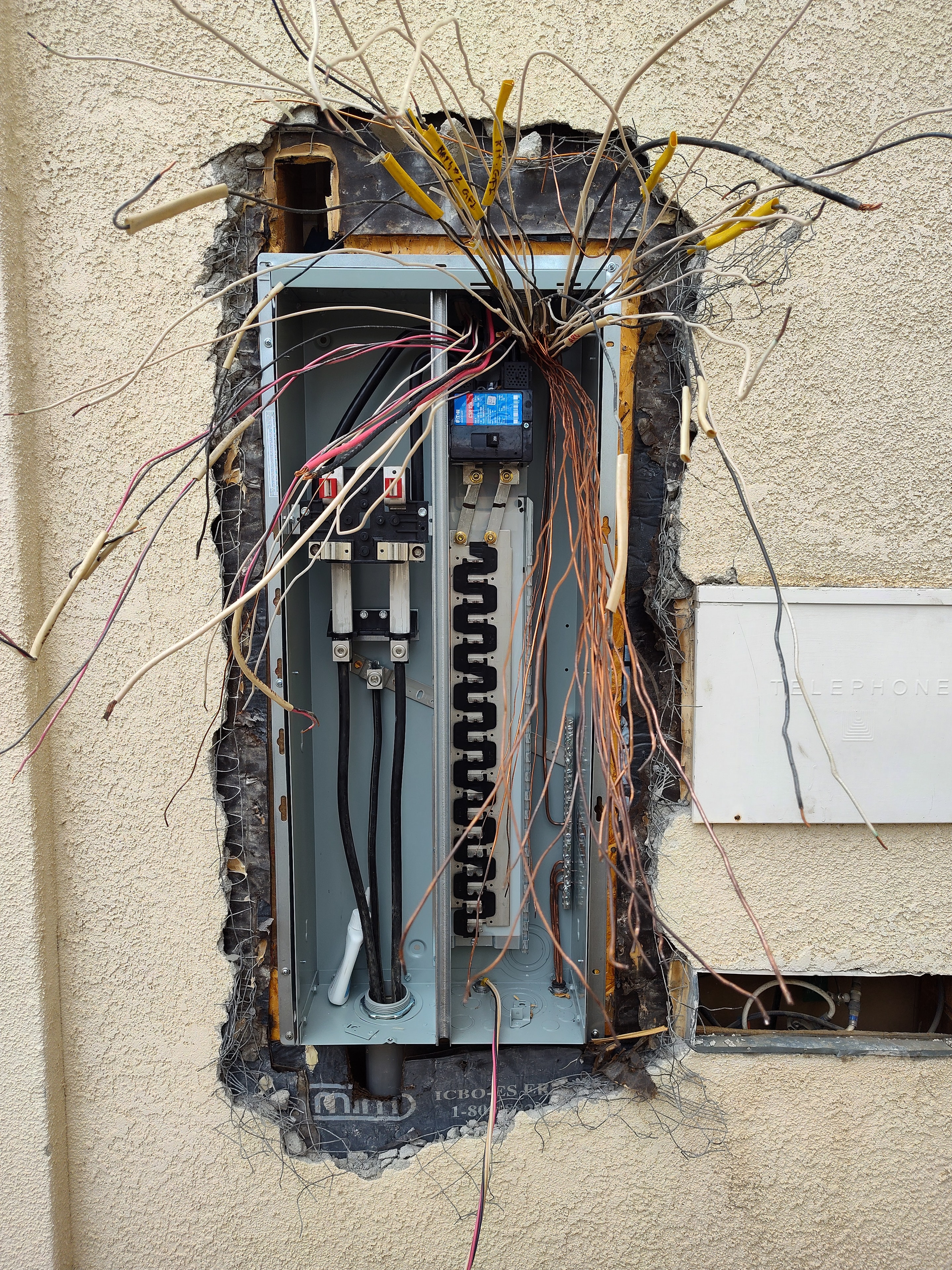Residential electrical service panel upgrade project